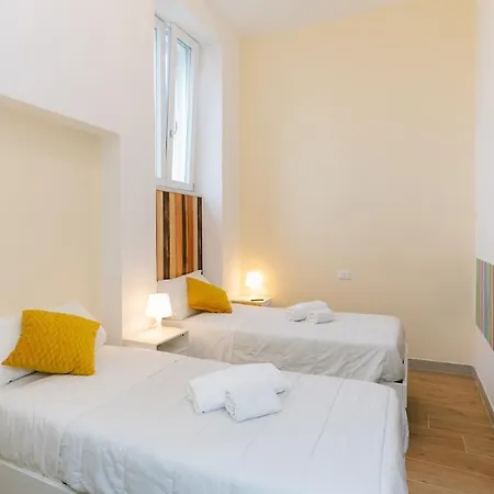 Realty Holidays - Eliana Holidays