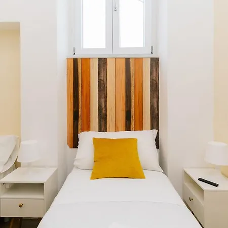 Realty Holidays - Eliana Holidays *