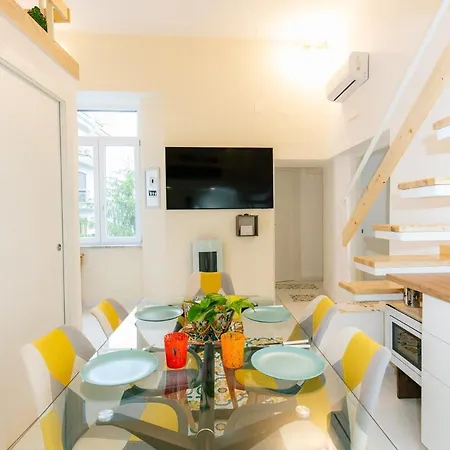 Realty Holidays - Eliana Holidays