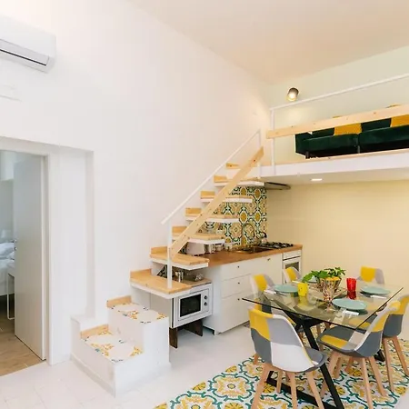 Realty Holidays - Eliana Holidays Apartment Sorrento
