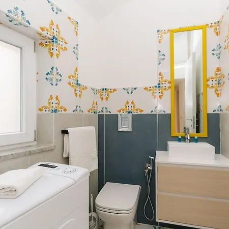 Realty Holidays - Eliana Holidays *